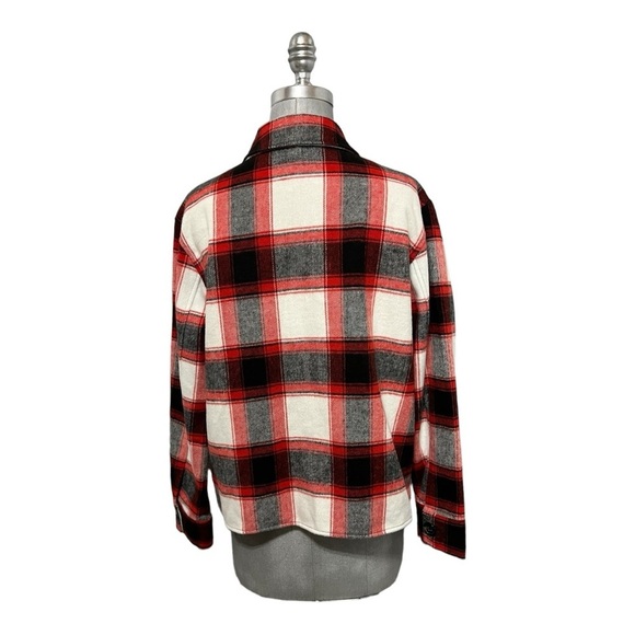 BB Dakota Steve Madden Women's Button Down Boxy Shacket (Racing Red Multi, L) - Picture 3 of 10